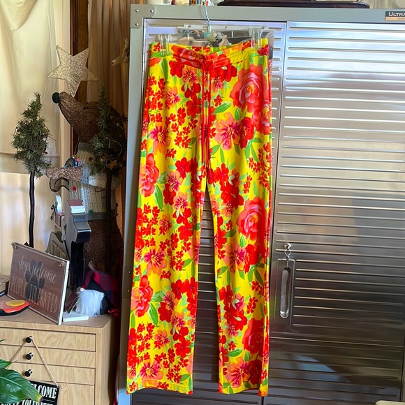 PANTS - Floral - Drawstring Waist - Picture 6 of 6